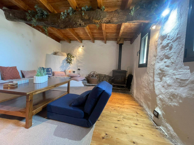  zu verkauf in Borghetto d'Arroscia