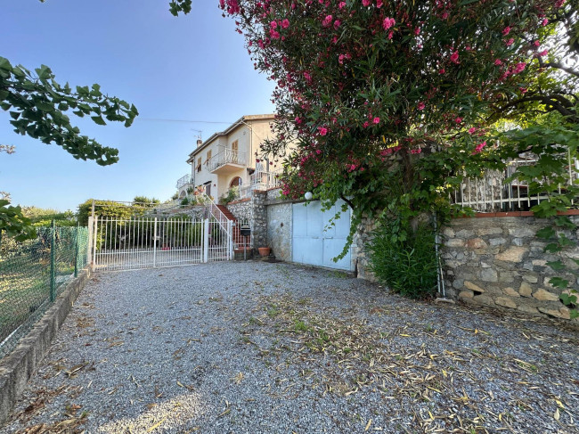 Villa Bifamiliare in vendita a Boissano
