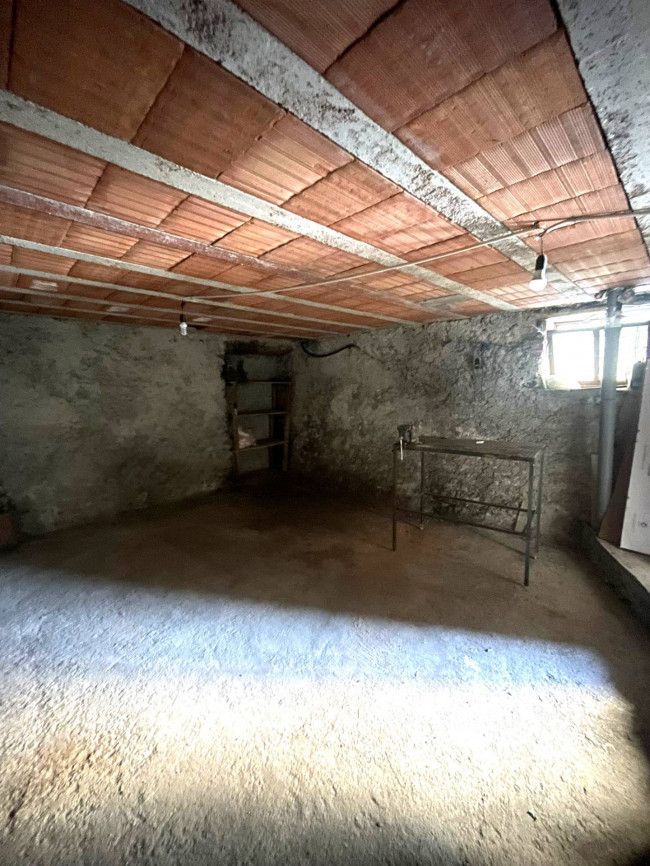  zu verkauf in Montegrosso Pian Latte