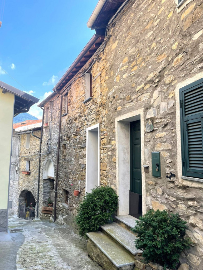  zu verkauf in Montegrosso Pian Latte