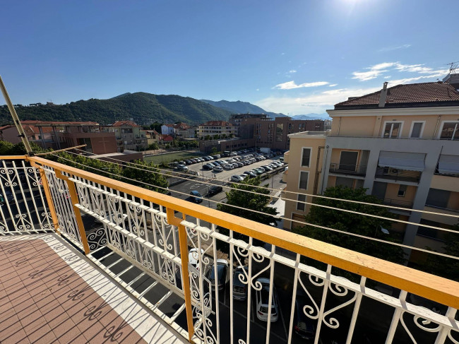 Appartamento in vendita a Albenga