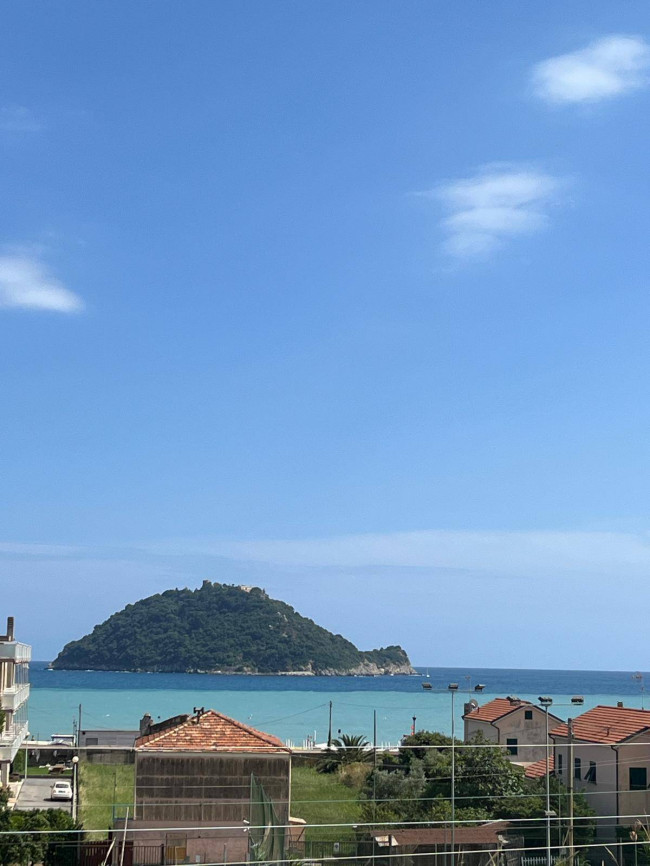 Appartamento in affitto a Albenga