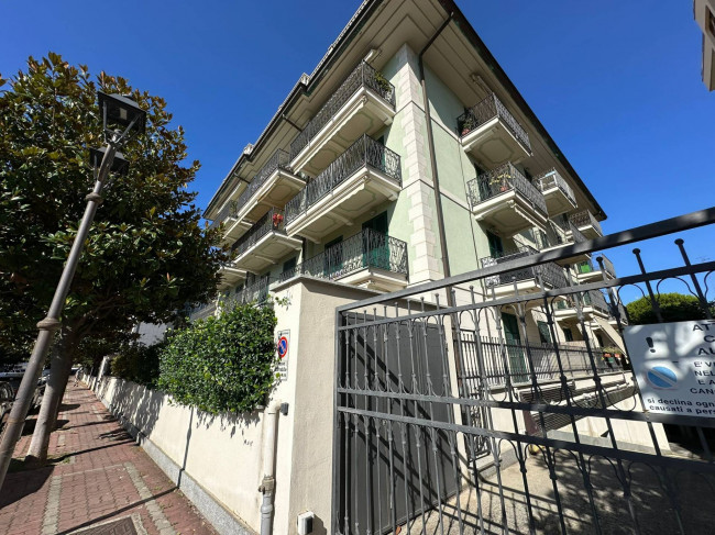 Appartamento in vendita a Albenga
