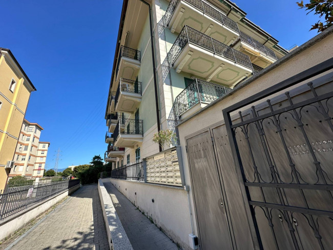 Appartamento in vendita a Albenga