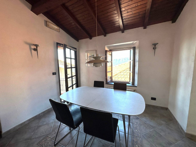  zu verkauf in Castelvecchio di Rocca Barbena