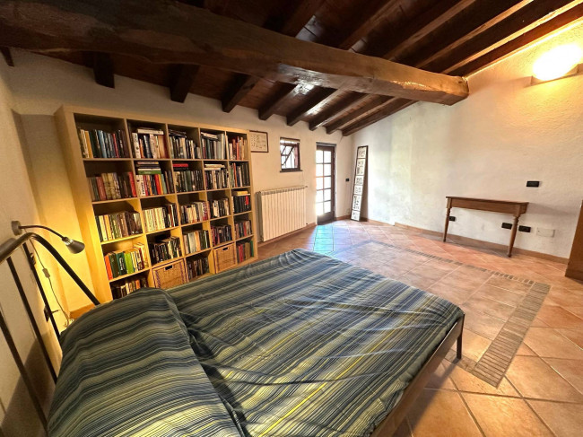  zu verkauf in Castelvecchio di Rocca Barbena
