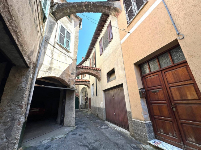  zu verkauf in Albenga