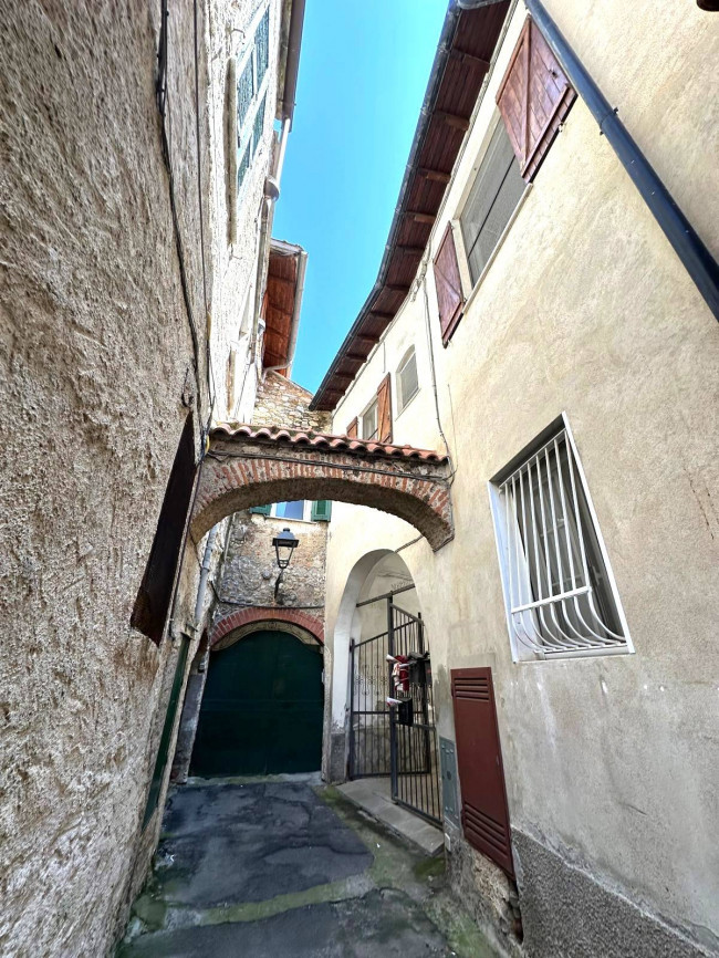  zu verkauf in Albenga