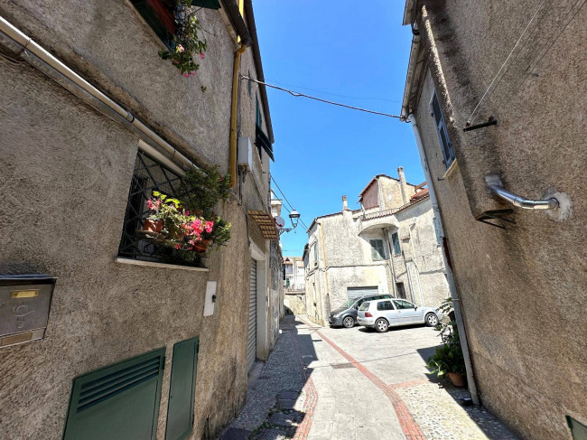  zu verkauf in Albenga