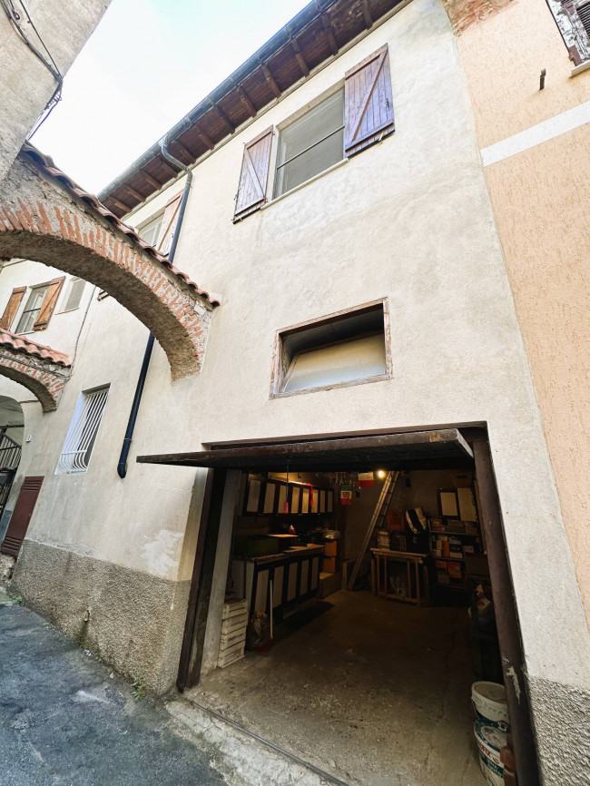  zu verkauf in Albenga