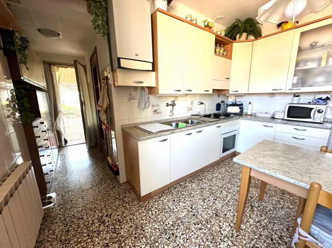 Appartamento in vendita a Albenga