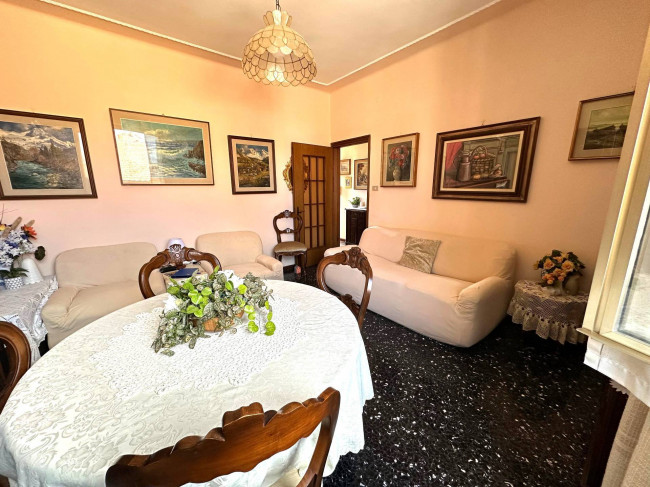 Appartamento in vendita a Albenga