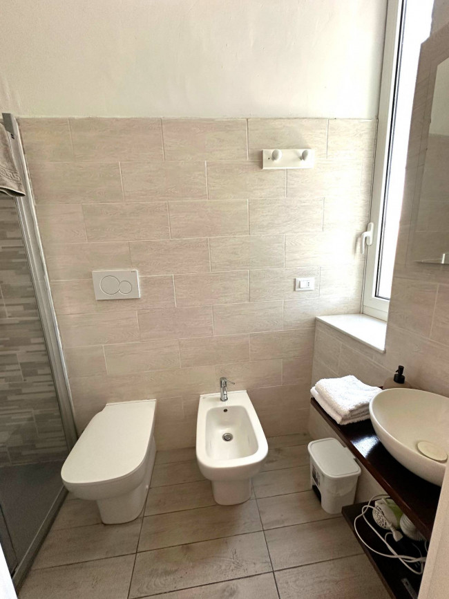 Attività commerciale in vendita a Albenga