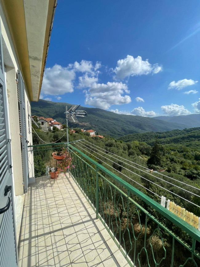 Casa singola in vendita a Borgomaro