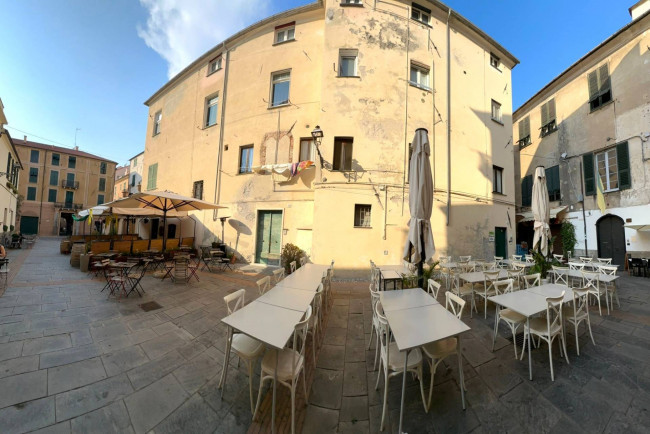 Appartamento in vendita a Albenga
