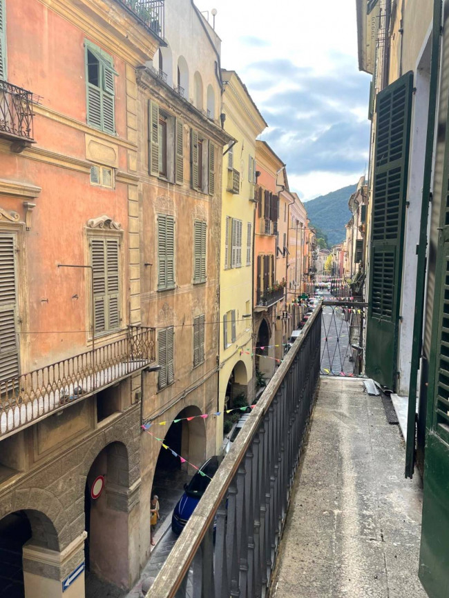 Appartamento in vendita a Pieve di Teco