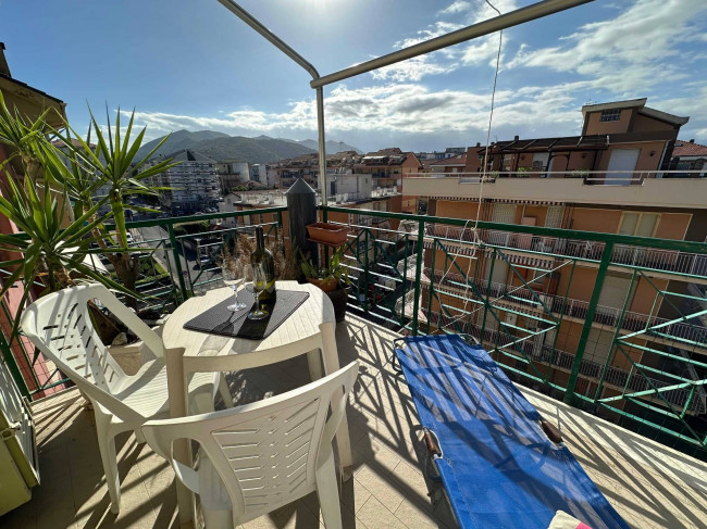  zu verkauf in Albenga
