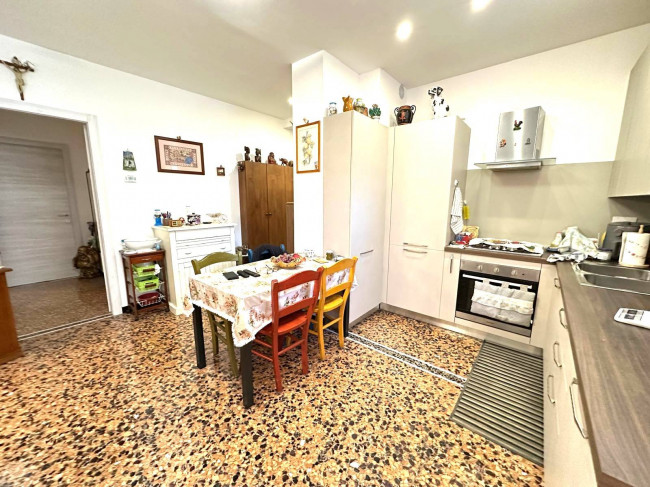 Appartamento in vendita a Albenga