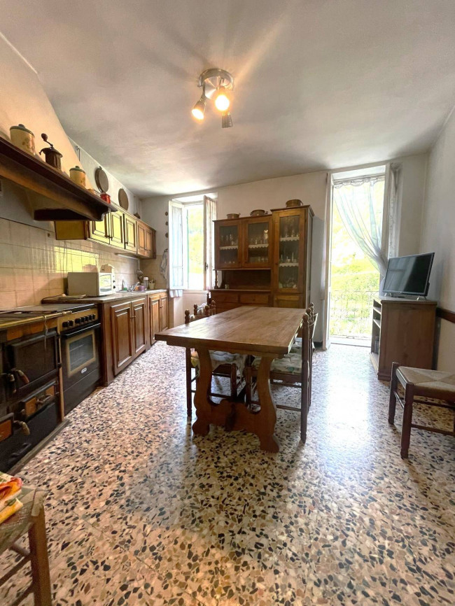 Rustico in vendita a Pieve di Teco