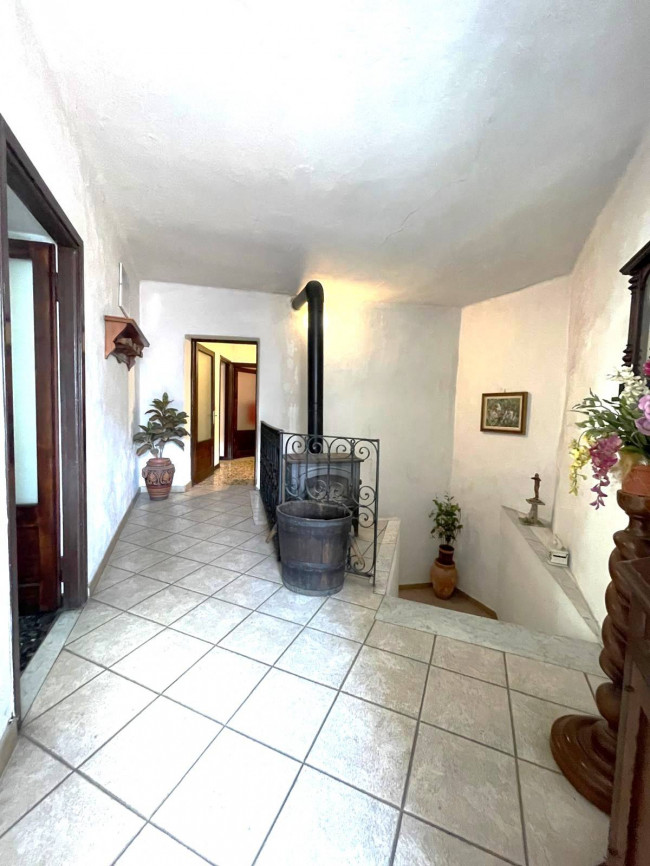 Rustico in vendita a Pieve di Teco