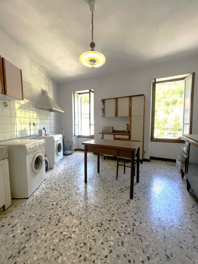 Rustico in vendita a Pieve di Teco