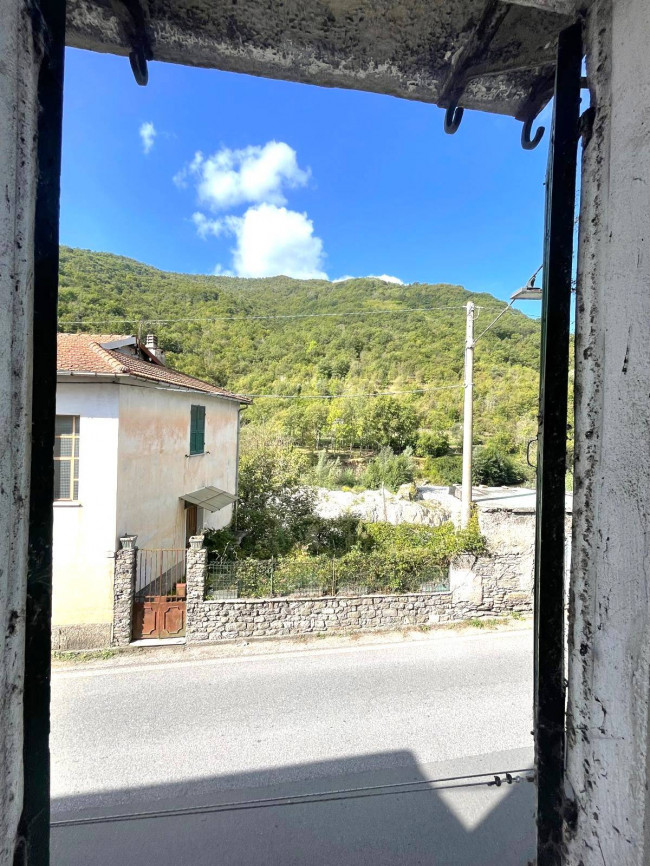 Rustico in vendita a Pieve di Teco