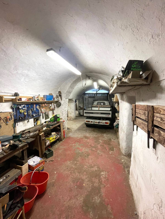 Rustico in vendita a Pieve di Teco