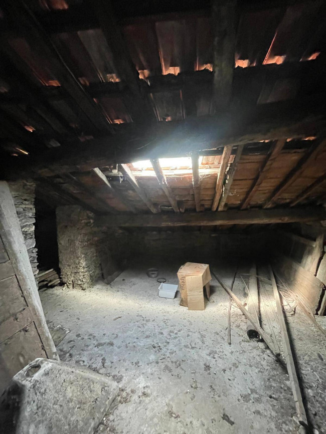 Rustico in vendita a Pieve di Teco
