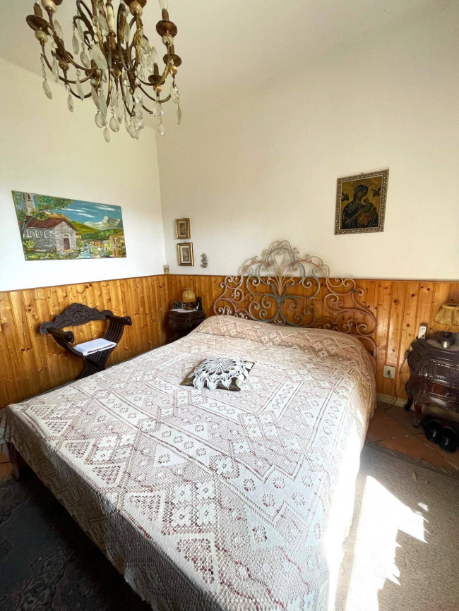 Appartamento in vendita a Borghetto d'Arroscia