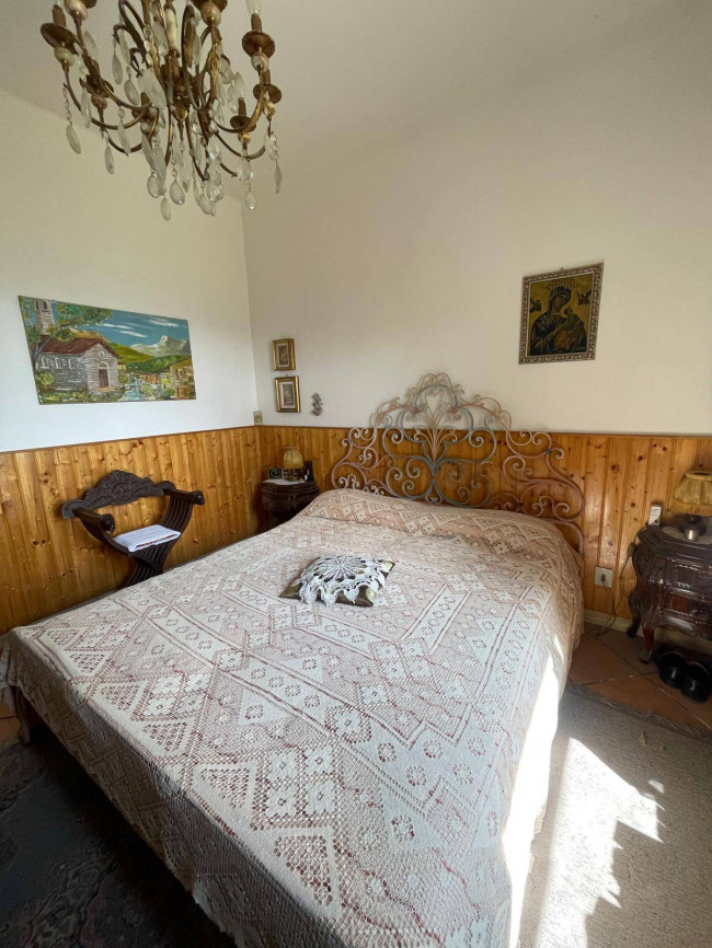 Appartamento in vendita a Borghetto d'Arroscia