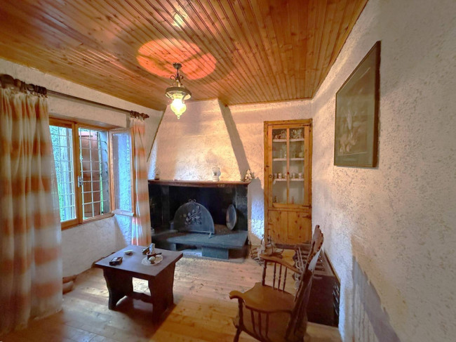 Rustico in vendita a Borgomaro