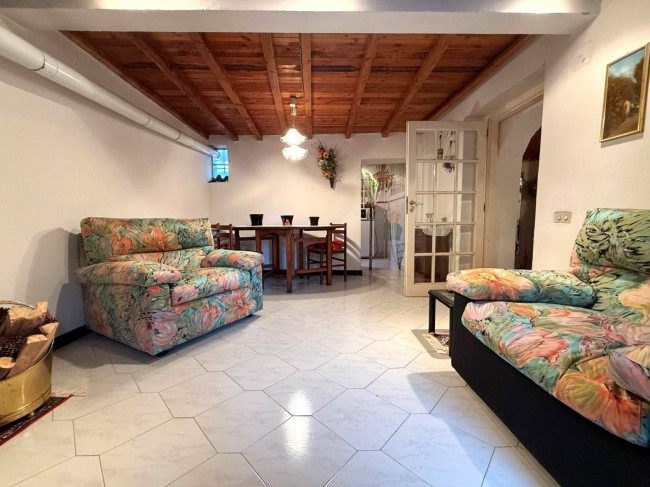 Rustico in vendita a Borgomaro