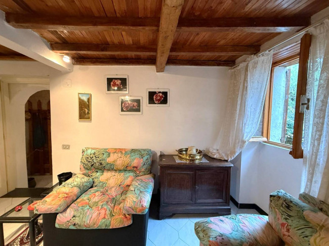Rustico in vendita a Borgomaro