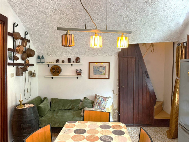 Rustico in vendita a Rezzo