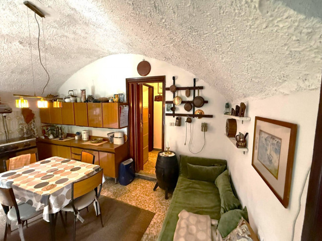 Rustico in vendita a Rezzo