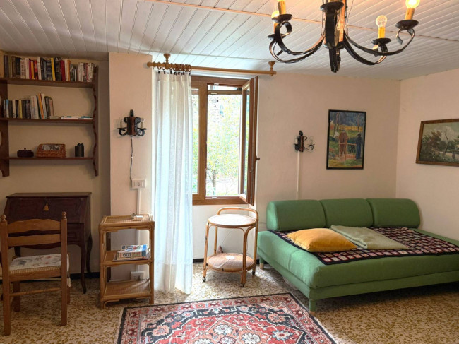 Rustico in vendita a Rezzo