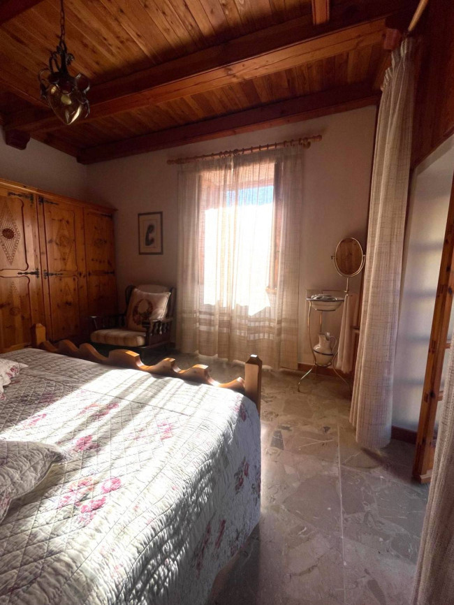  à vente à Pieve di Teco