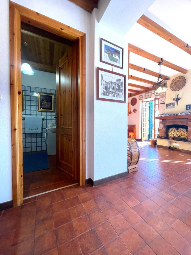  à vente à Pieve di Teco