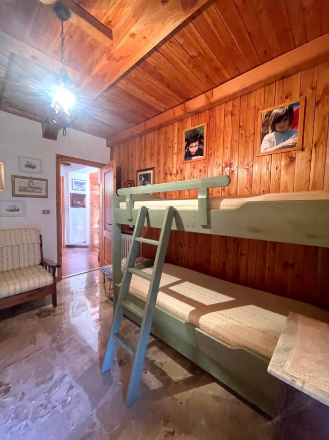  à vente à Pieve di Teco