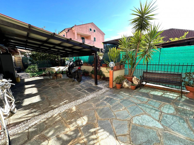 Casa singola in vendita a Albenga