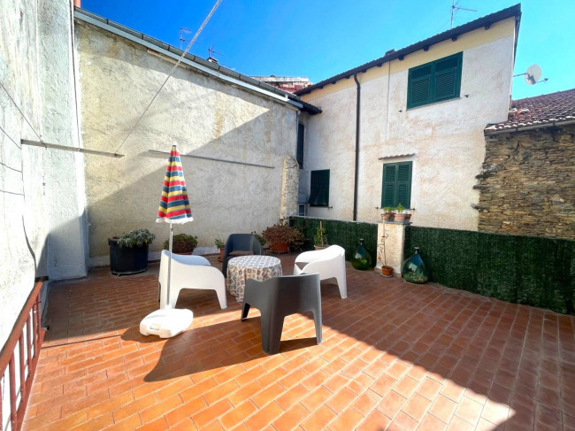Rustic for sale in Pornassio