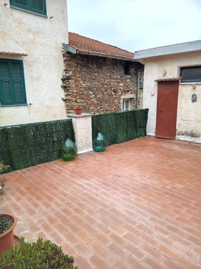 Rustico in vendita a Pornassio