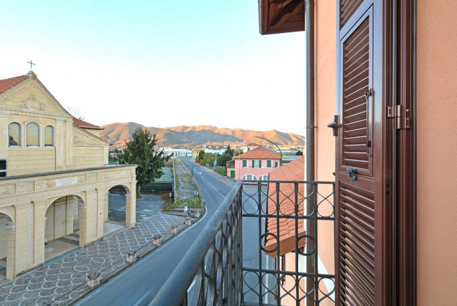 Appartamento in vendita a Albenga