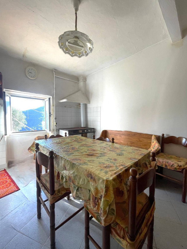 Rustico in vendita a Pieve di Teco