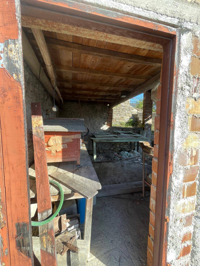 Rustico in vendita a Pieve di Teco