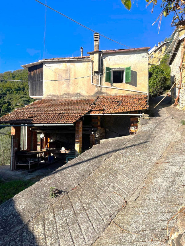 Rustico in vendita a Pieve di Teco