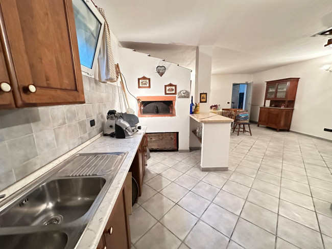 Villa a schiera di testa in vendita a Ortovero