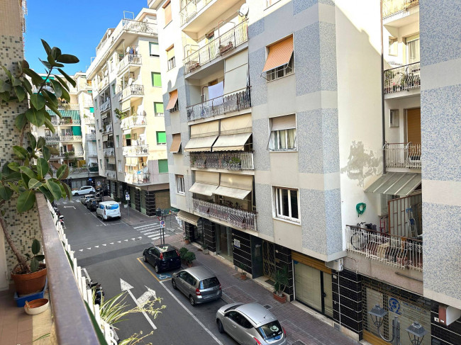 Appartamento in vendita a Albenga