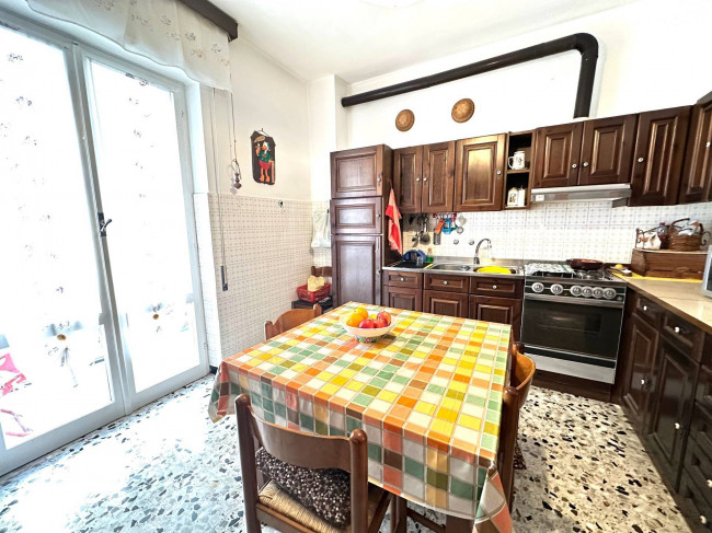 Appartamento in vendita a Albenga