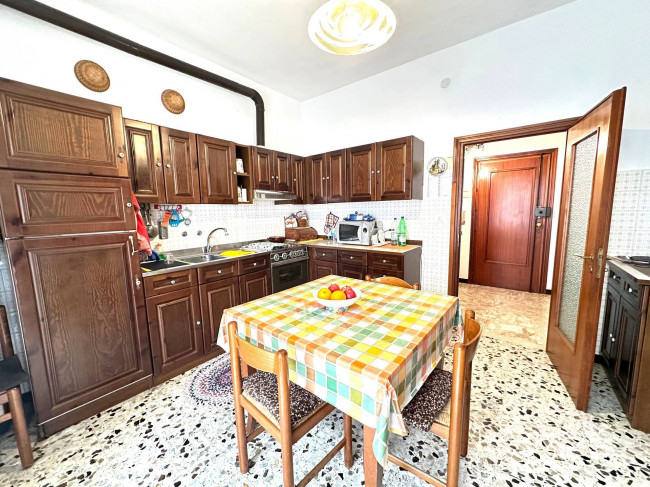 Appartamento in vendita a Albenga